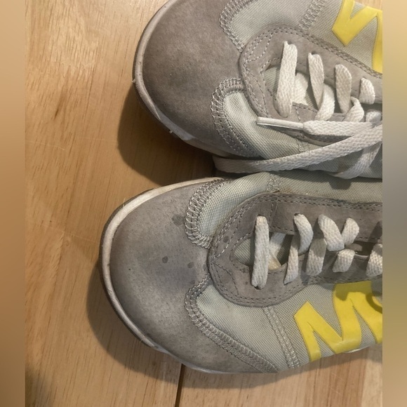 Merrell women’s ice performance footwear in size 5 1/2 in good condition - Picture 5 of 7